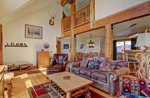 Huron Heights House | Stunning Ski Cabin with Hot Tub Ideal for Large Groups in Breckenridge, Colorado