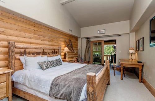 Deer Valley House | Stunning view condo with fireplace & close to everything