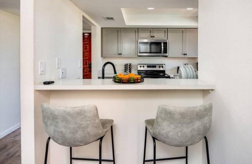 Crystal Springs House | Stylish 1bd in of Old Town Heated HotTub