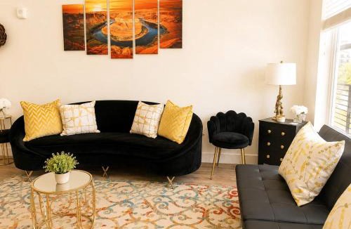 Downtown Salt Lake City Apartment | Stylish 2BR with Parking Near Temple Sq & Delta Ctr