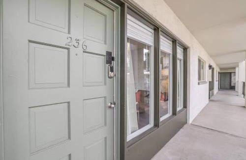 Camelback East Apartment | Stylish Desert Getaway, Sleeps 6