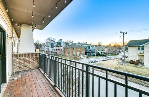 Downtown Omaha House | Stylish Omaha Home w/Balcony - 2 Mi to Downtown!