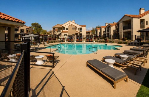 North Scottsdale Apartment | Stylish Scottsdale Retreat Resort Pools Gym