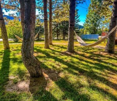 Palisades House | Stylish Tiny House Vacation Rental in Swan Valley, ID near Jackson Hole