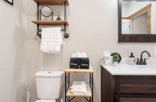 Butte Apartment | Stylish Uptown Butte Condo -634