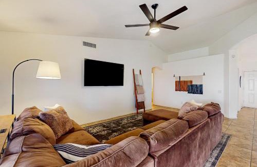 Pivotal Peoria Center House | Suitewater