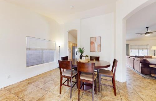 Pivotal Peoria Center House | Suitewater