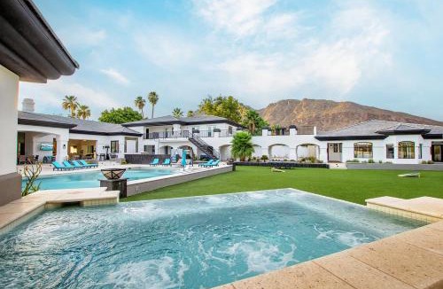 Arcadia Manors Villa | Summer Villa Getaway, Resort Life, Pickleball, Pool, Golf
