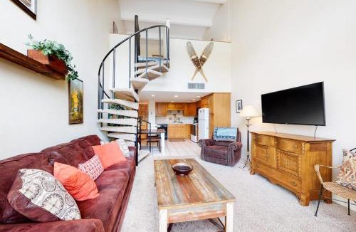 East Village at Copper Apartment | Summit House East 309