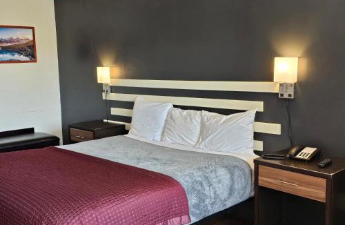 Sumner Hotel | Sumner Motor Inn