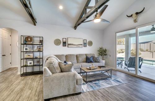 Lake Havasu City House | Sun-Kissed Lake Havasu City Oasis with Private Pool