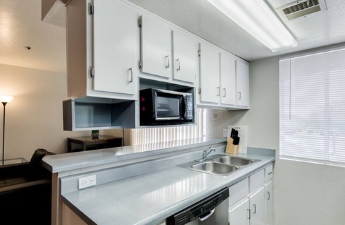 Surprise Apartment | Sun Ridge Resorts - 144