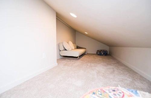 Estes Park House | Sundance-2 miles to Rocky Mountain National Park