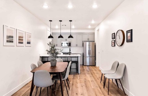 St. George Apartment | Sunflower #98