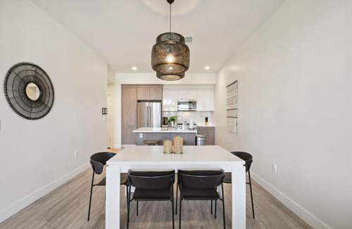 Highland House | Sunlit Escape | 1BR LoHi Loft | Balcony + Patio | Dog-Friendly
