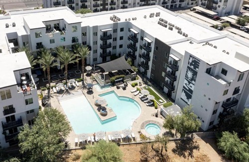 Desert View Village Apartment | Sunny Retreat Near Mayo Heated Pool & King Bed