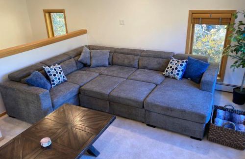 Vail House | Sunny Vail Mountainside Getaway Amazing Location