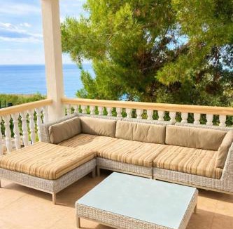 Dobra Voda Villa | Sunny Villa