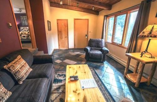 Estes Park House | Sunnyside Knoll- 15 cabin
