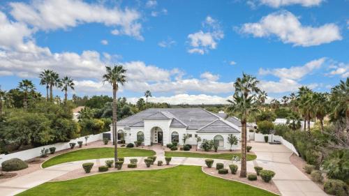 Cactus Acres House | Sunridge by AvantStay