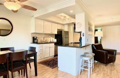 Palm Springs Apartment | Sunrise Springs 1-Bedroom with Balcony & Pool