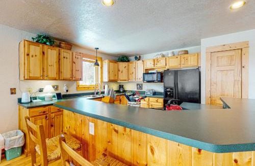 Sunset Ridge House | Sunset Chalet
