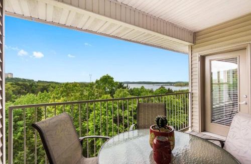 Table Rock House | Sunset Daydream - Elegant Condo on Table Rock