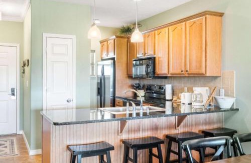 Table Rock House | Sunset Daydream - Elegant Condo on Table Rock