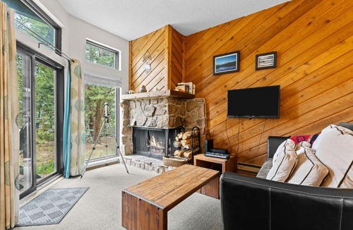 Fraser Apartment | Sunsong 1B