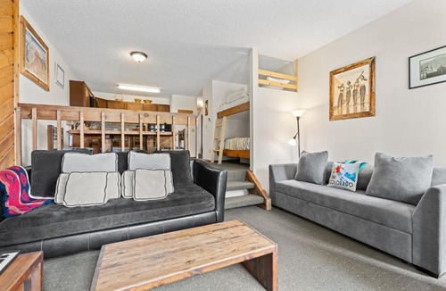Fraser Apartment | Sunsong 1B