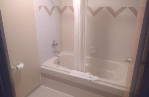 Brainerd Hotel | Super 8 by Wyndham Baxter/Brainerd Area
