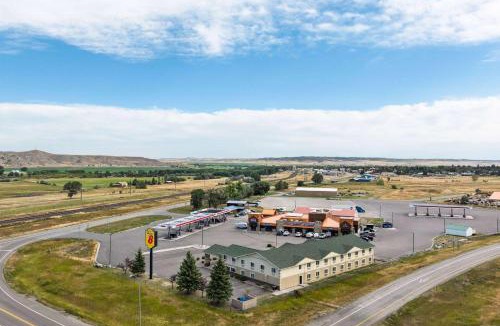 Big Timber Hotel | Super 8 by Wyndham Big Timber