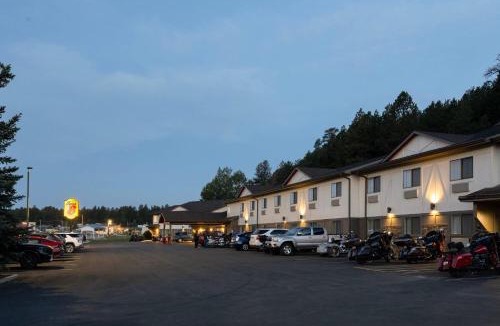 Custer Hotel | Super 8 by Wyndham Custer/Crazy Horse Area