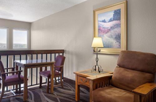 Lewistown Hotel | Super 8 by Wyndham Lewistown