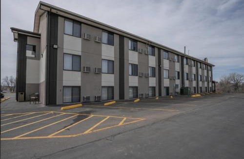 Miles City Hotel | Super 8 by Wyndham Miles City