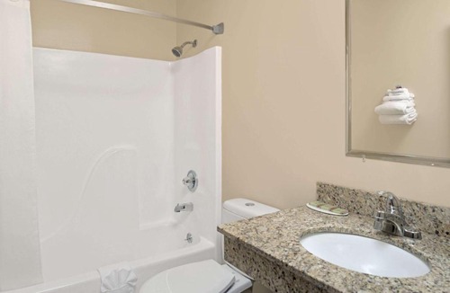 Millard Hotel | Super 8 by Wyndham Omaha I-80 West