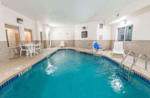 Rolla Hotel | Super 8 by Wyndham Rolla
