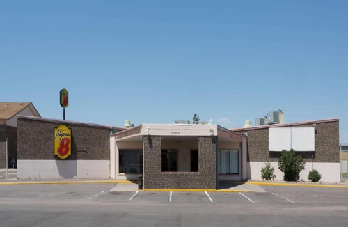 Sterling Hotel | Super 8 by Wyndham Sterling CO
