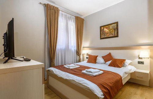 Dobrota Apartment | Super Nova Lux Apartment with Jacuzzi