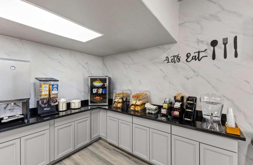 Downtown Phoenix Hotel | SureStay By Best Western Phoenix Airport
