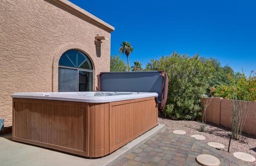 Fountain Hills House | Sweeping Mtn Views & Hot Tub: Fountain Hills Oasis
