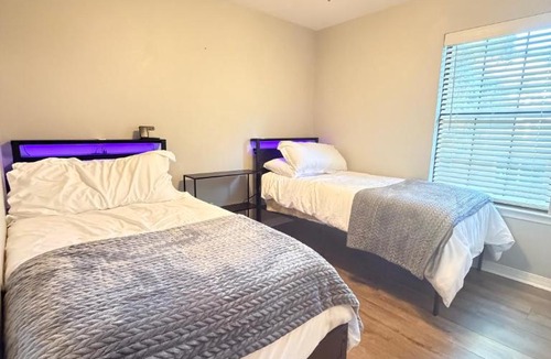 Bentonville House | Switchback Suites