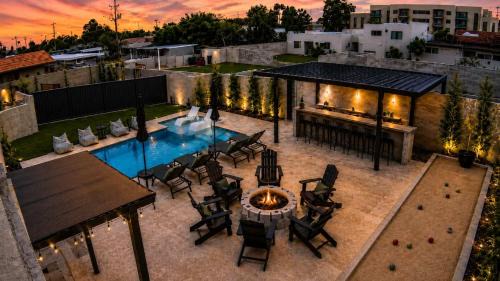 South Scottsdale House | Synergy - Pool Table - In the Middle of Old Town!