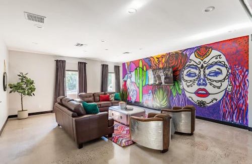 South Scottsdale House | Synergy - Pool Table - In the Middle of Old Town!