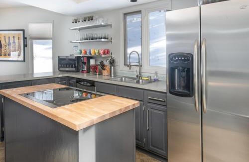 Highland Meadows House | Tahoe Drive 2338