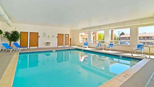 Manitou Springs Hotel | Tava Motel Manitou Springs