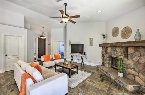 Paradise Valley Village House | Tee Off, Relax Poolside! Family Home in Scottsdale