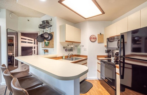 Copper Mountain Village House | Telemark Lodge 416