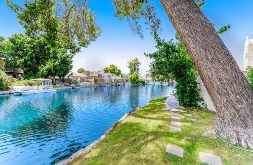 The Lakes House | Tempe Dream