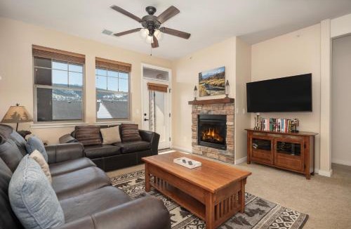 Silvercreek House | Ten Mile G201